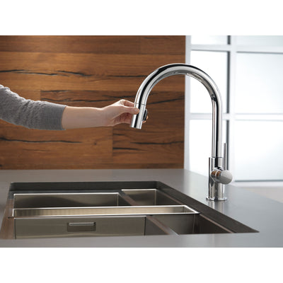 Delta Trinsic Chrome Finish Single Handle Pull-Down Kitchen Limited Swivel D9159LSDST