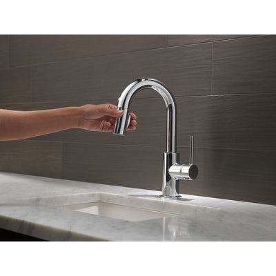 Delta Trinsic Chrome Finish Single Handle Pull-Down Bar/Prep Kitchen Limited Swivel D9959LSDST